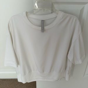 ATHLETA Boxy Short Sleeve Sleeve Crop Top